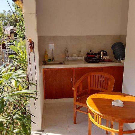 Okaoki Homestay Amed Екстериор снимка