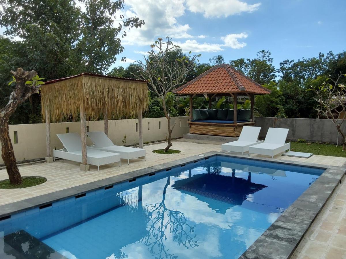 Okaoki Homestay Amed Екстериор снимка